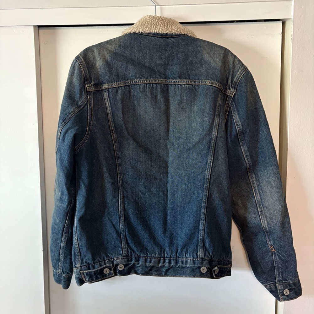 Levi's Sherpa Lined Denim Jacket - image 2